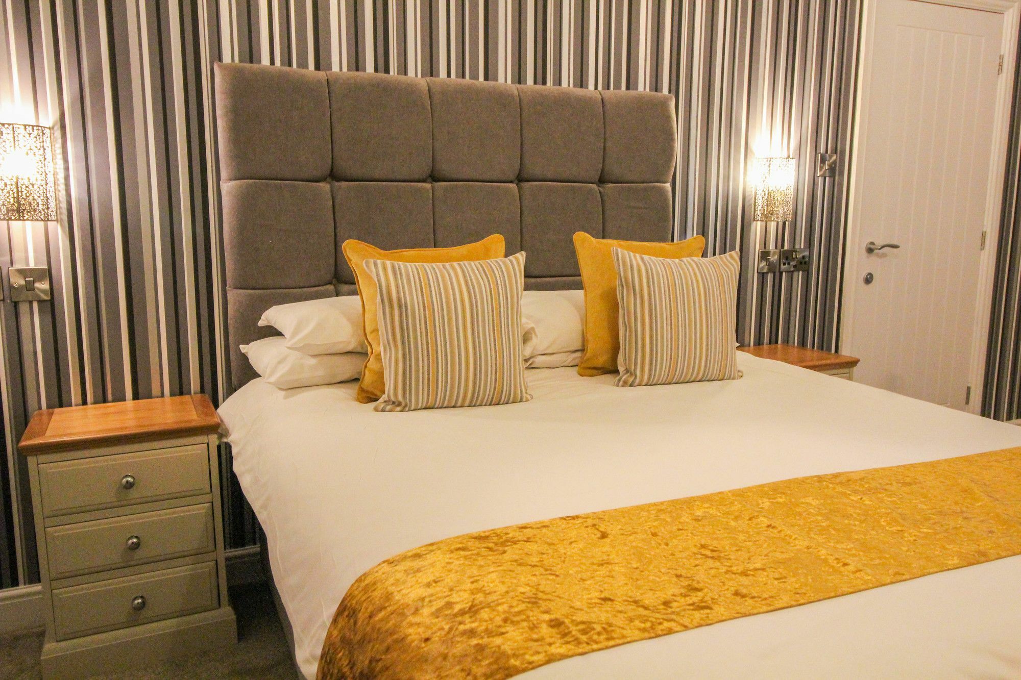 The Scarborough Travel And Holiday Lodge 外观 照片